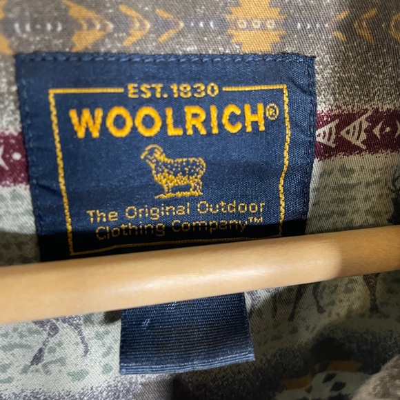 Woolrich Men's Patterned shirt medium - Picture 3 of 3